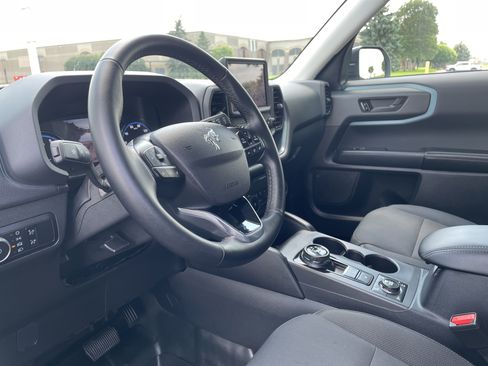 Used 2024 Ford Bronco Sport Badlands AWD/4WD image 9