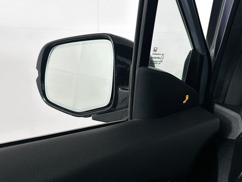 Used 2022 Honda Ridgeline Black Edition image 16