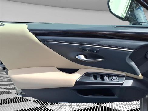 Used 2020 Lexus ES 350 Base w/ Premium Package image 20