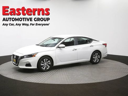 Used 2022 Nissan Altima 2.5 S FWD image 55