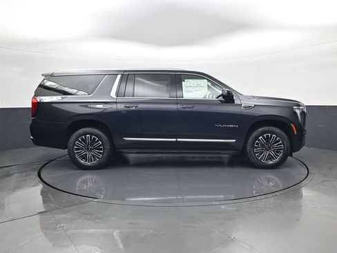 New 2026 GMC Yukon XL Elevation w/ Elevation Premium Package image 4
