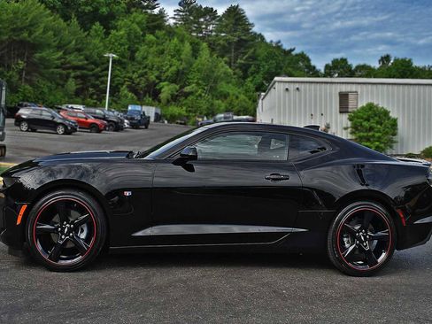 Used 2021 Chevrolet Camaro LT w/ RS Package RWD image 4