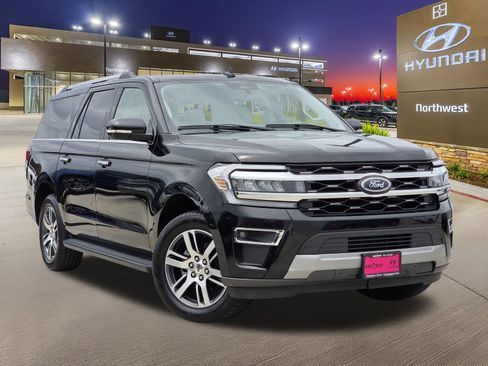 Used 2024 Ford Expedition Max Limited image 3