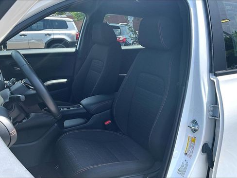 Used 2024 Honda HR-V Sport image 25