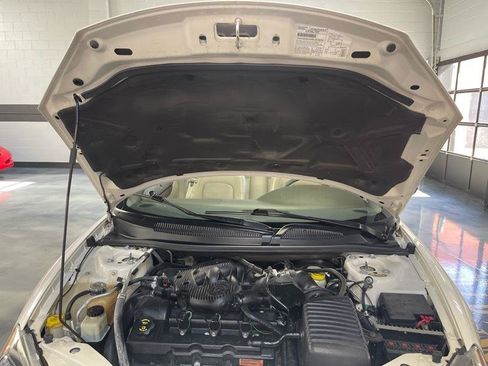 Used 2006 Chrysler Sebring Limited w/ Luxury Group FWD image 47