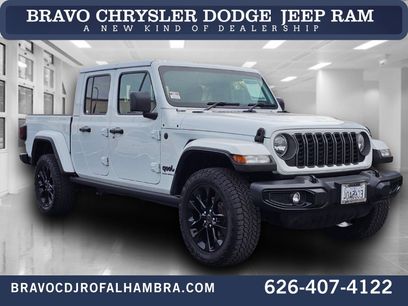 Used 2025 Jeep Gladiator Nighthawk