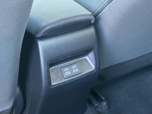 Used 2024 Toyota Corolla LE FWD image 41