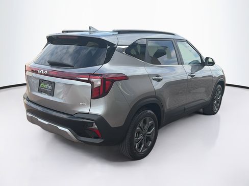 Used 2024 Kia Seltos S AWD/4WD image 9