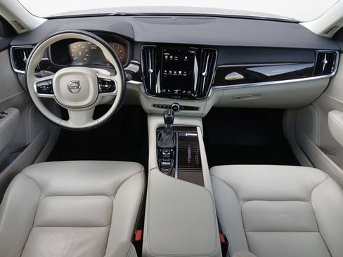 Used 2018 Volvo S90 T5 Momentum w/ Convenience Package FWD image 20