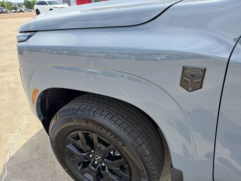 New 2026 Nissan Frontier SV image 7