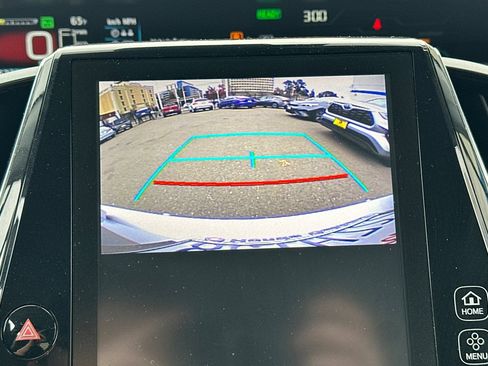 Used 2017 Toyota Prius Prime Advanced image 22