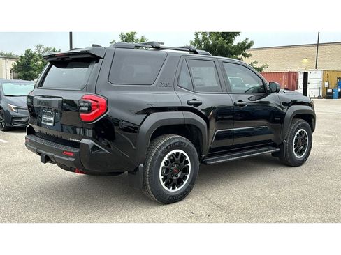 New 2026 Toyota 4Runner TRD Off-Road Premium AWD/4WD image 9