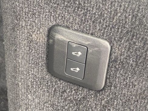 Used 2019 Land Rover Range Rover Sport HSE AWD/4WD image 22
