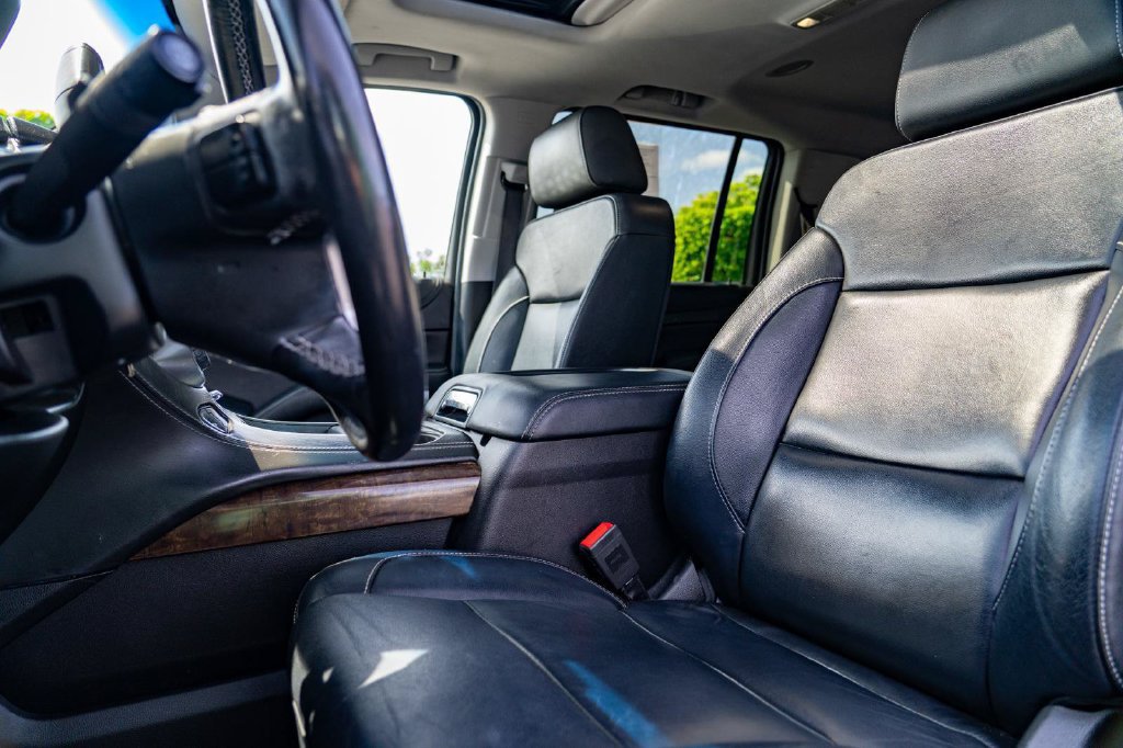 Used 2019 Chevrolet Suburban LT AWD/4WD image 16
