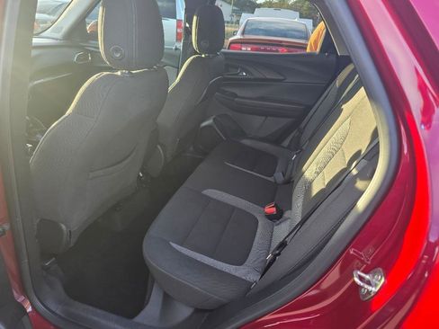 Used 2023 Chevrolet TrailBlazer LT w/ Convenience Package image 7