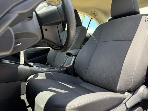 Used 2023 Toyota Corolla LE image 8