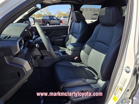 New 2025 Toyota Tacoma TRD Off-Road image 5