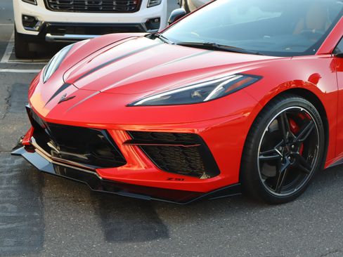 Used 2020 Chevrolet Corvette Stingray Preferred Cpe w/ 2LT Preferred Equipment Group RWD image 6