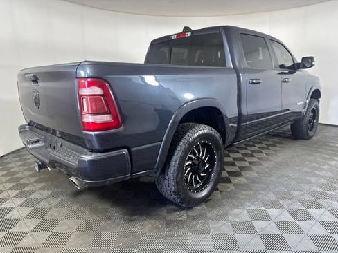 Used 2019 RAM 1500 Laramie AWD/4WD image 3