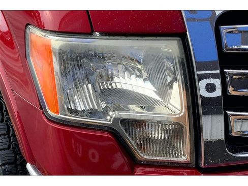 Used 2013 Ford F150 Lariat w/ Mid Equipment Group AWD/4WD image 29