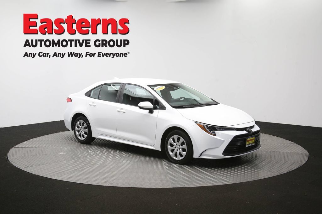 Used 2024 Toyota Corolla LE FWD image 47