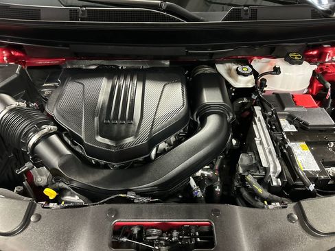 Used 2025 Chevrolet Traverse Z71 w/ Driver Confidence Package image 27