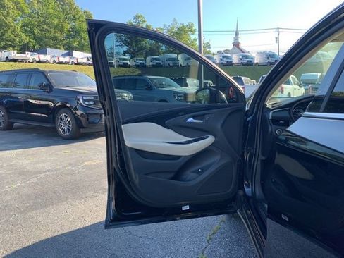 Used 2017 Buick Envision Preferred FWD image 21