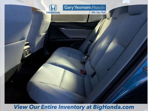 Used 2025 Toyota Camry LE w/ Convenience Package FWD image 14