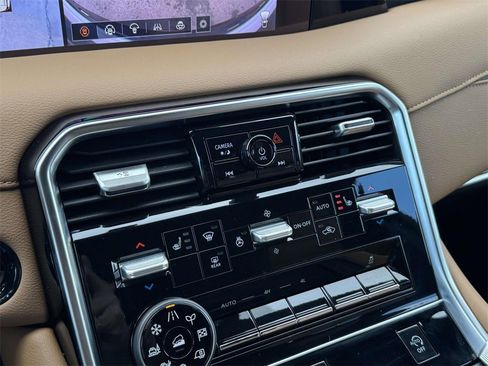 Certified 2025 Nissan Armada SL w/ Captain's Chari Seat Package image 16