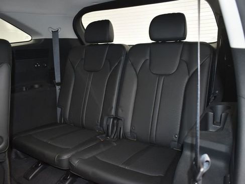 Certified 2023 Kia Sorento SX image 11