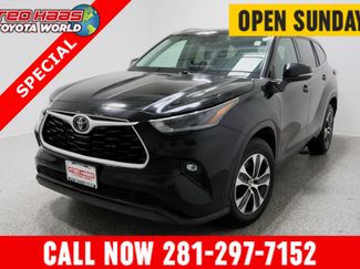 Used 2021 Toyota Highlander XLE video 1
