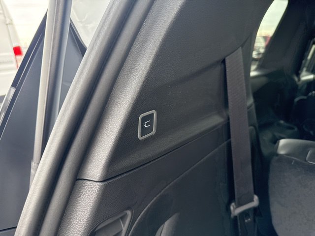 New 2026 Chrysler Pacifica Select AWD/4WD image 8