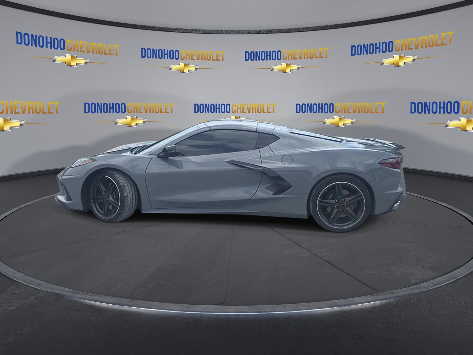 Used 2024 Chevrolet Corvette Stingray Preferred Cpe w/ 2LT RWD image 9