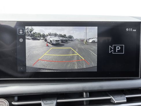 Certified 2025 Hyundai Santa Cruz SEL FWD image 17
