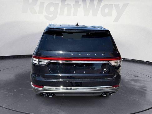 Used 2021 Lincoln Aviator Reserve w/ Equipment Group 201A AWD/4WD image 4