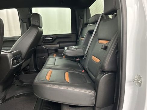 Used 2022 GMC Sierra 2500 AT4 image 25