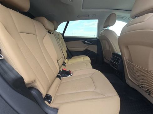 Used 2019 Audi Q8 Premium Plus image 13