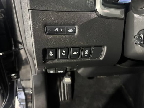 Used 2023 Nissan Murano Platinum AWD/4WD image 34