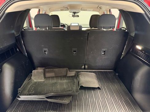 Used 2020 Ford Escape SE FWD image 29