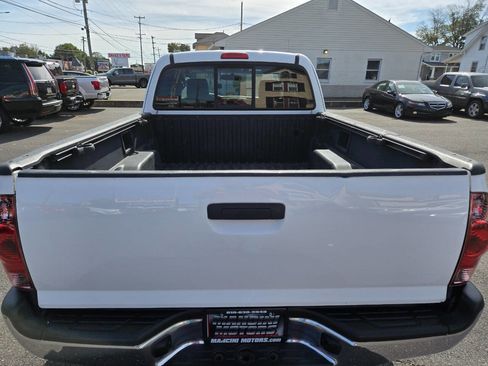Used 2007 Toyota Tacoma PreRunner image 7