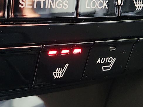 Certified 2025 Acura MDX SH-AWD w/ Technology Package image 26