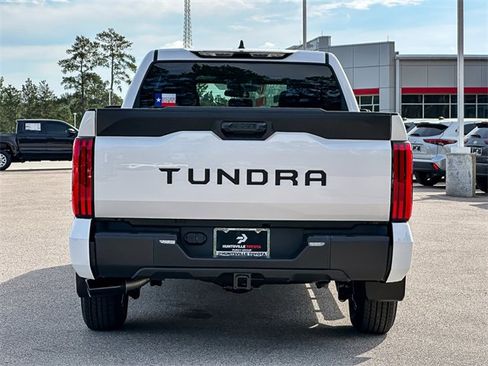 New 2026 Toyota Tundra SR image 7