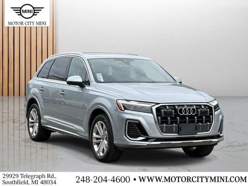 Used 2025 Audi Q7 3.0T Premium Plus AWD/4WD image 1