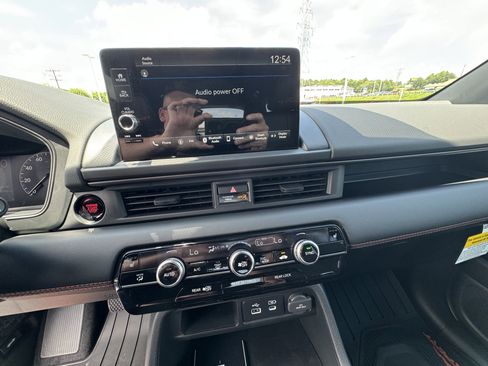 New 2025 Honda Pilot TrailSport image 17