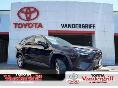 Used 2025 Toyota RAV4 XLE w/ Weather Package