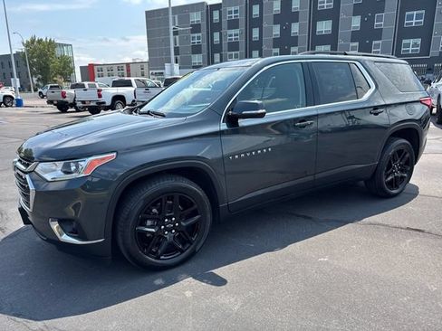 Used 2019 Chevrolet Traverse LT AWD/4WD image 1