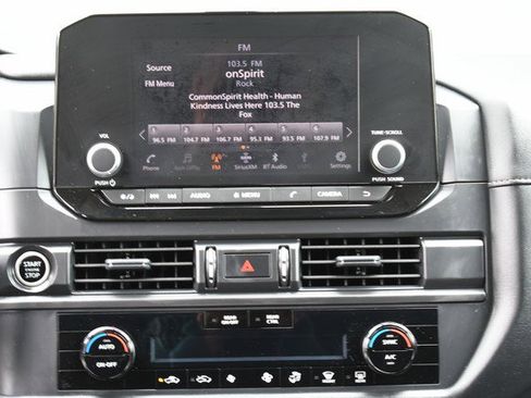 Used 2024 Nissan Pathfinder S AWD/4WD image 19