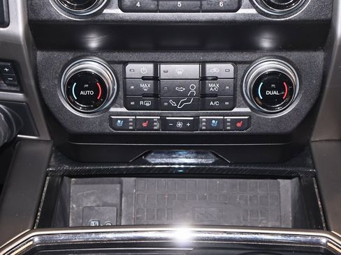 Used 2020 Ford F250 Platinum image 36