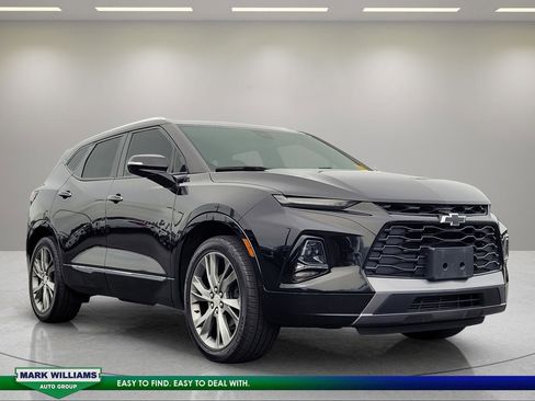 Used 2021 Chevrolet Blazer Premier w/ LPO, Black Accent Package FWD image 1