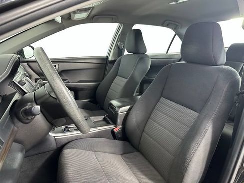 Used 2016 Toyota Camry LE FWD image 13